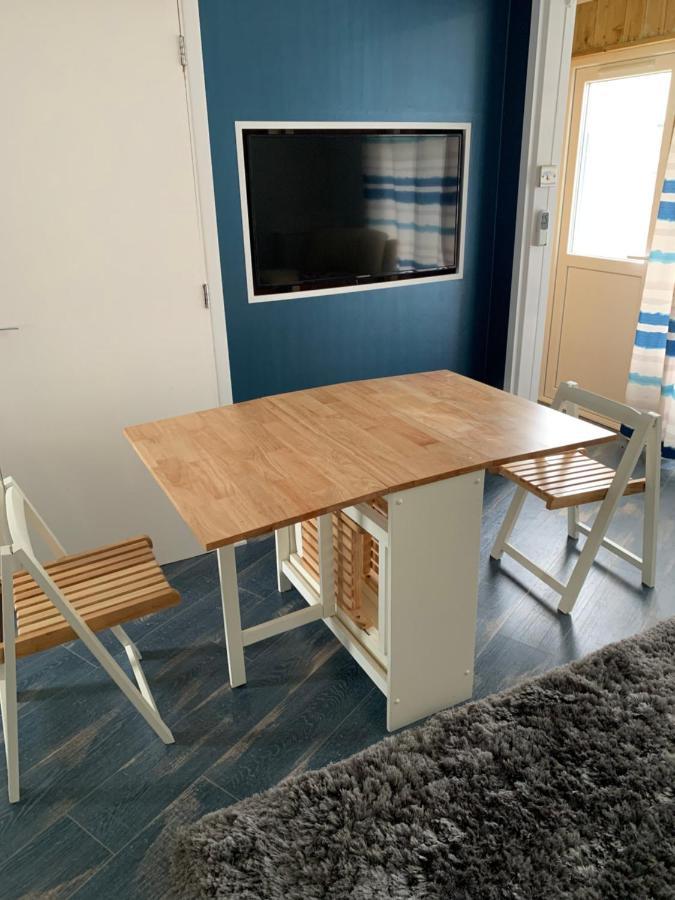 Cosy Beach Chalet Scratby Buitenkant foto